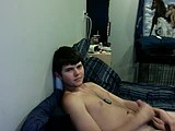 ricky green playing alone webcam